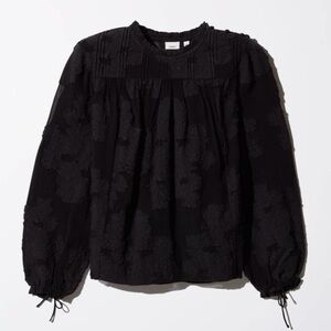 Aritzia Wilfred Lourdes Floral Appliqué Long Sleeve Black Top